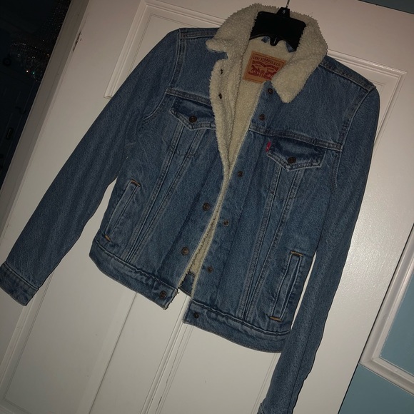 Levi’s jeans jacket - Picture 1 of 3